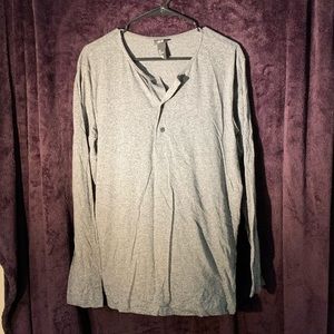 H&M lightweight Henley size L